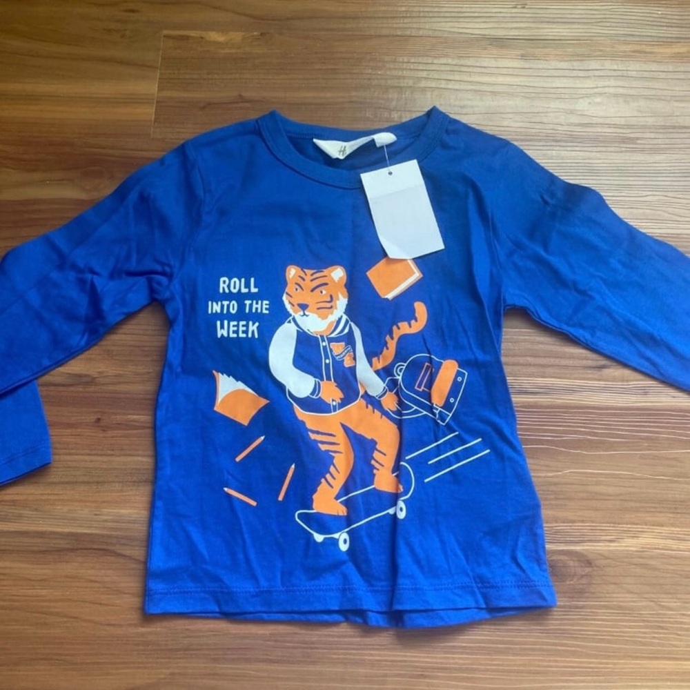 NWT H&M shirt